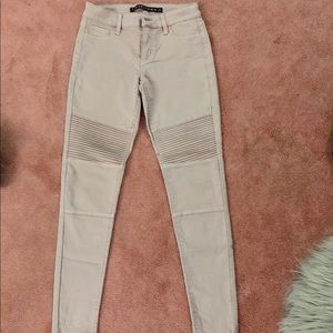Light pink skinny jeans